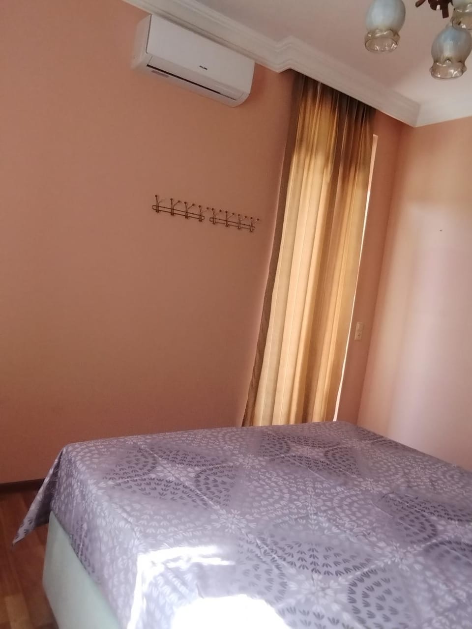 Bed, Bedroom, air conditioner