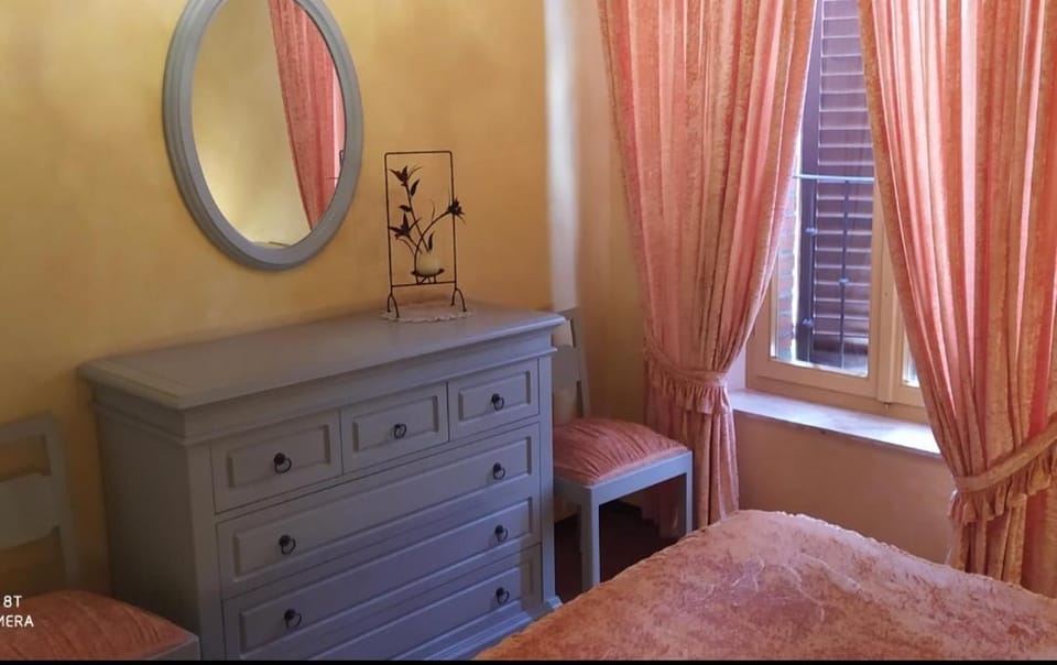 Agriturismo Podere Poggiarone Farm Stay in Tuscany
