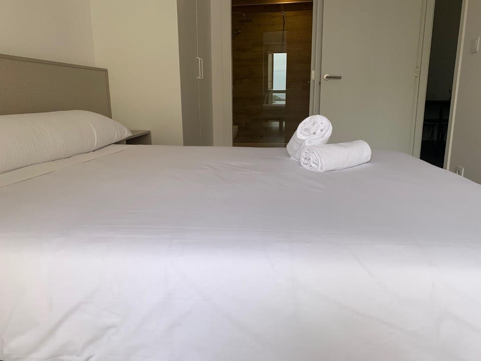 Oxford Suites Ciudad de la Coruña Bed and Breakfast in A Coruna