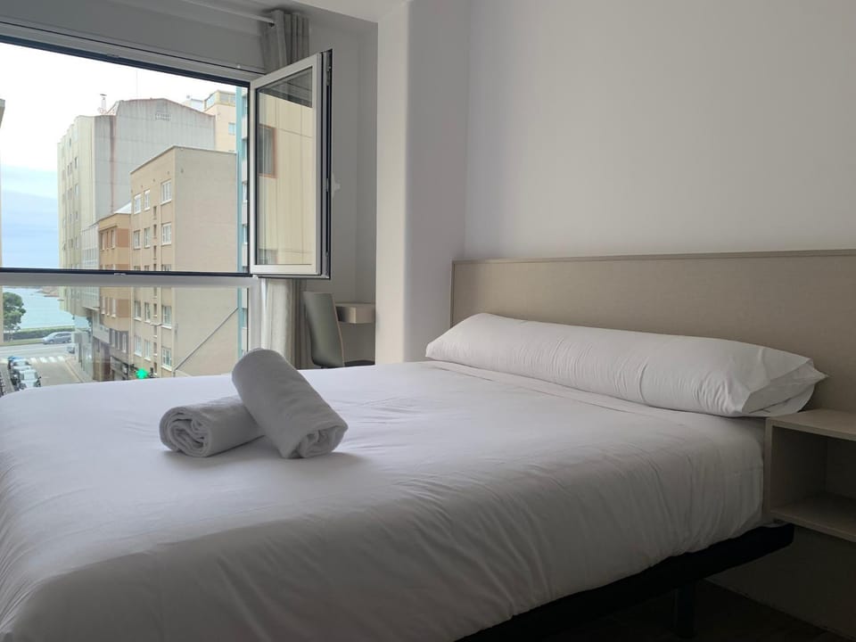 Oxford Suites Ciudad de la Coruña Bed and Breakfast in A Coruna