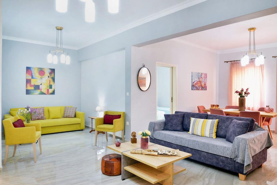 Living room, Seating area