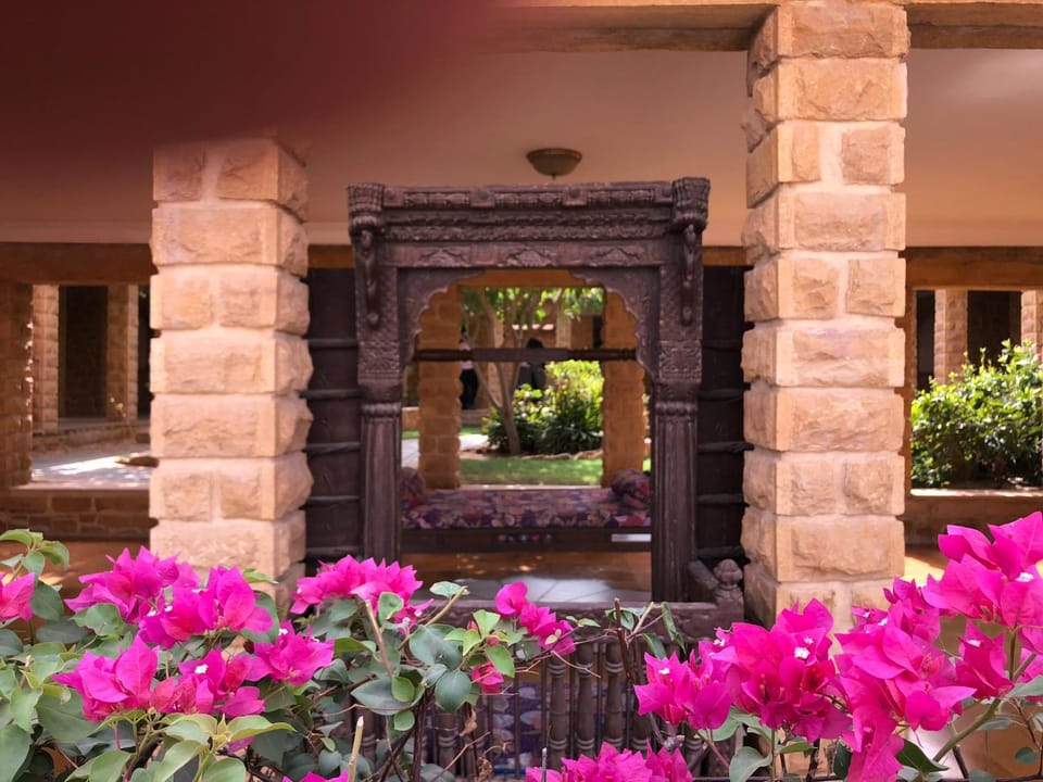 Facade/entrance, People, Lobby or reception, Decorative detail, Floor plan, Family