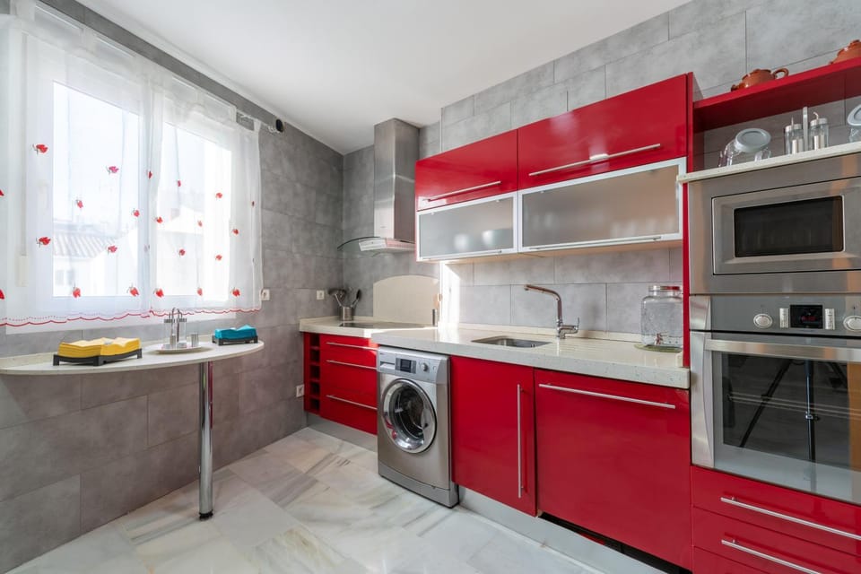 Kitchen or kitchenette, dishwasher, minibar, pet friendly, stove, washing machine