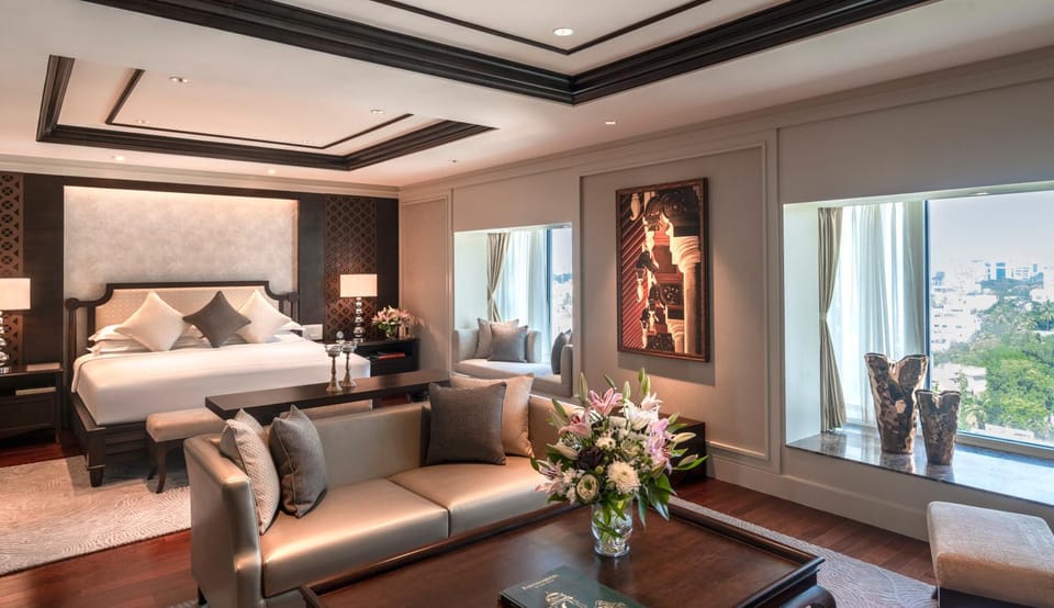 Living room, Photo of the whole room, Seating area
