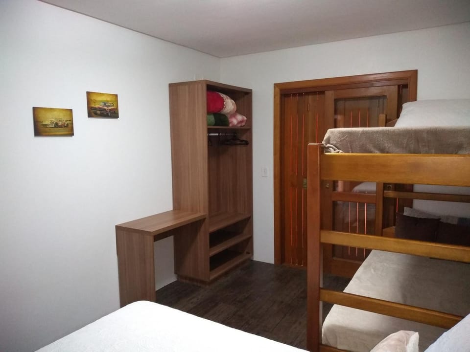 bunk bed