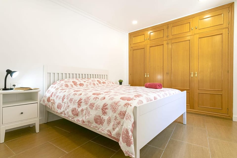 Bed, Bedroom, wardrobe