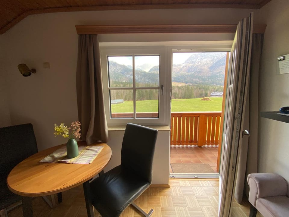 Balcony/Terrace, Seating area, Dining area