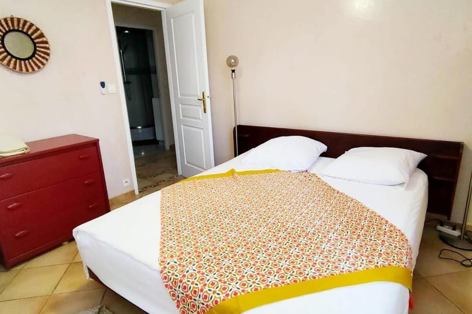 LE PRADET 50m de la plage T2 tout confort LESCLESDENICOLE Apartment in French Riviera