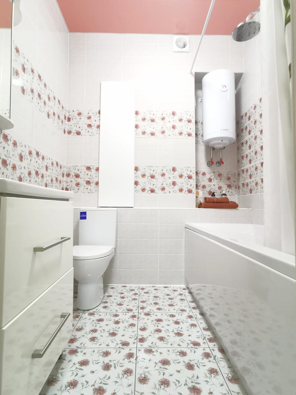 Shower, Toilet, Bathroom, Bath