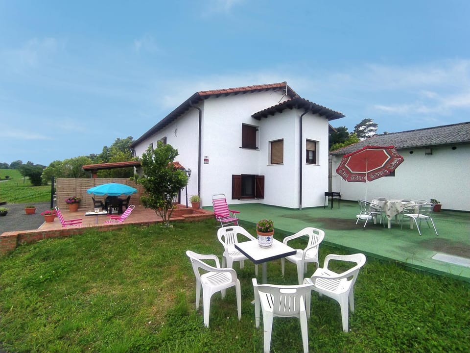 Cómoda casa en entorno natural y cerca de la playa House in Cantabria