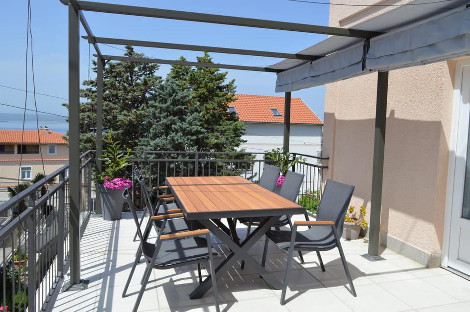 Patio, Balcony/Terrace