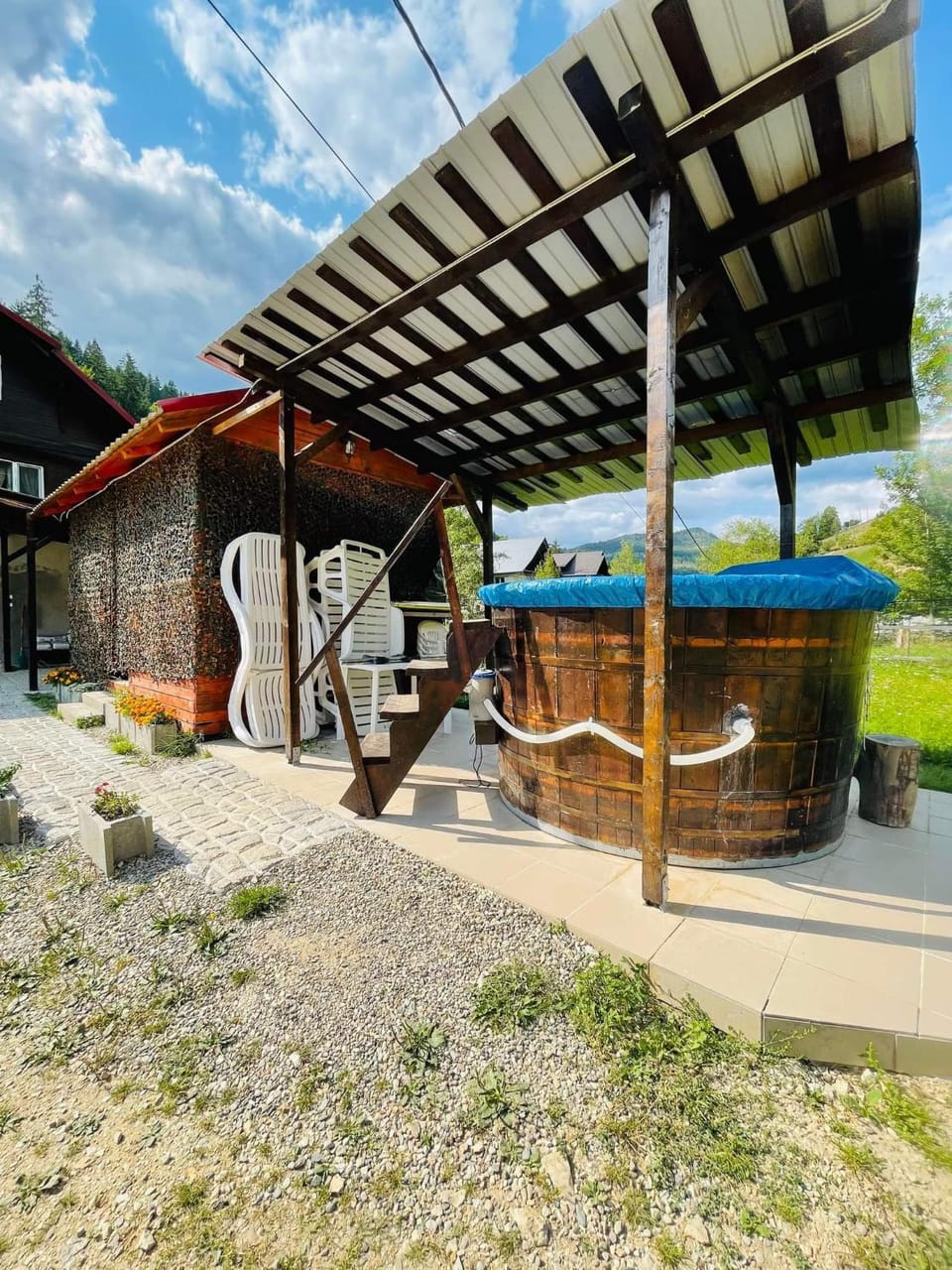 Patio, Hot Tub