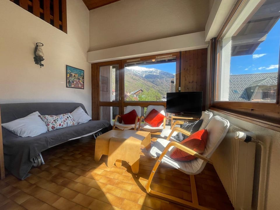 Duplex familial cœur de village, animaux admis - FR-1-624-1 Apartment in Samoëns