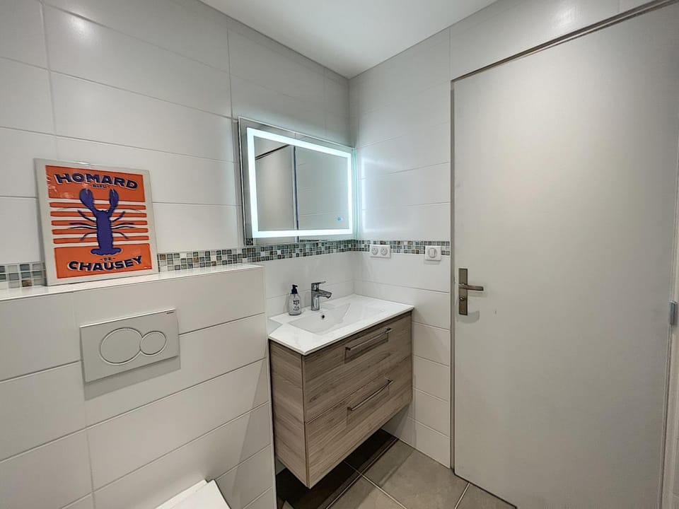 Charmant T2 en front de mer, 4 pers., ascenseur, garage, Wi-Fi - FR-1-361-383 Apartment in Granville