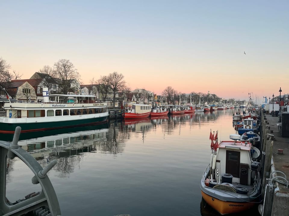 Staff, Landmark view