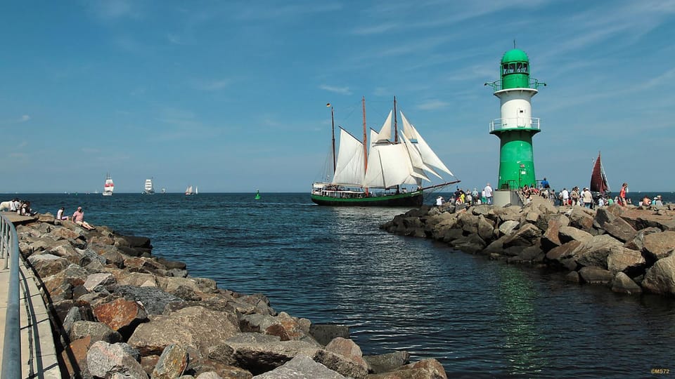 Nearby landmark, Summer