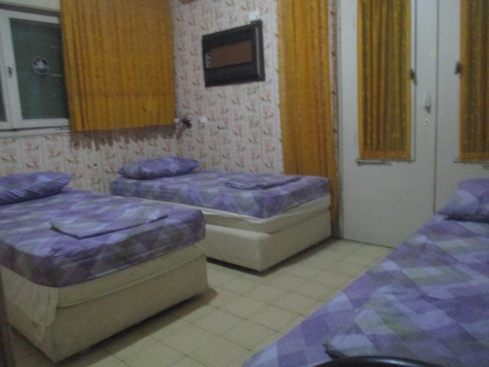 דירת אירוח בצל האילנות Apartment in Haifa District