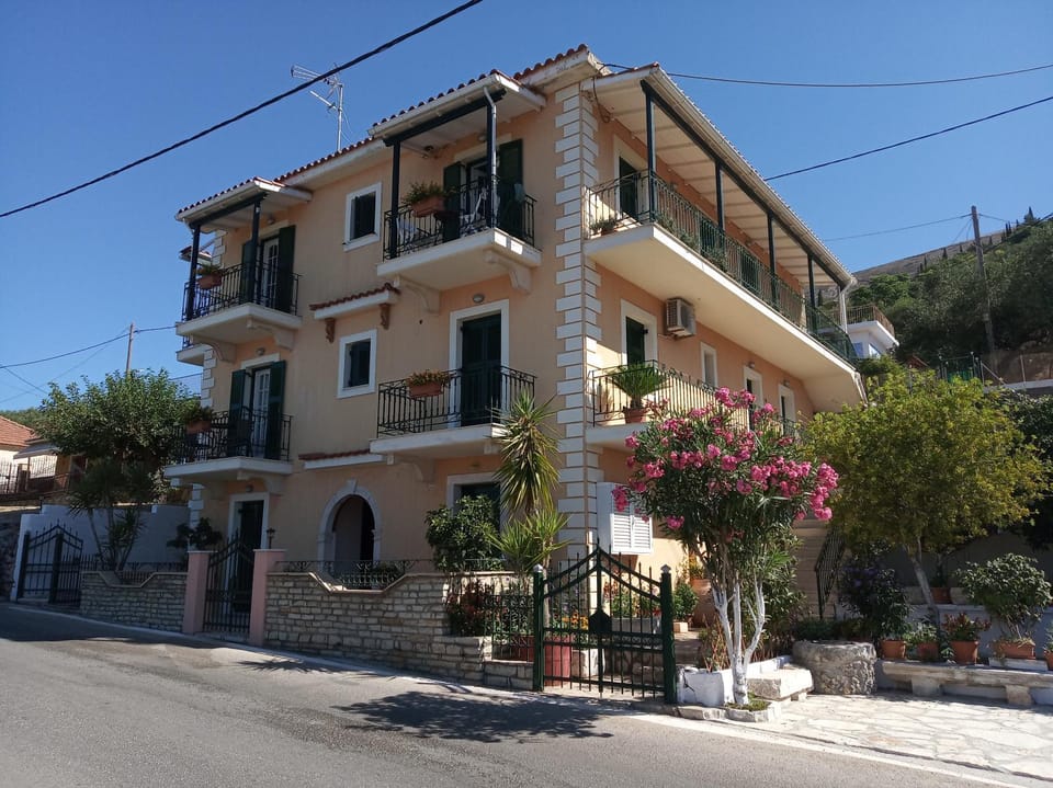 Property building, Neighbourhood, Street view