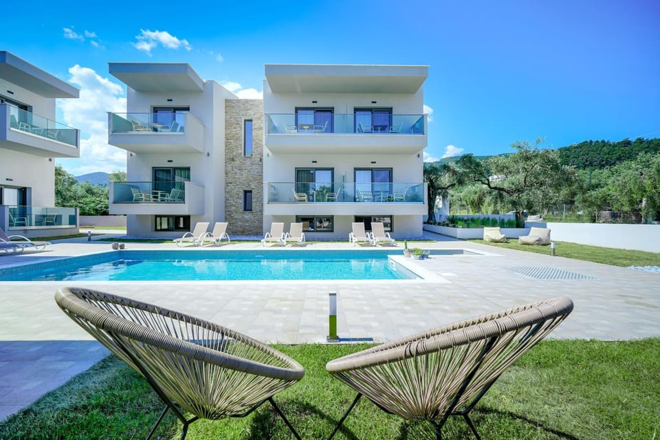 Property building, Swimming pool