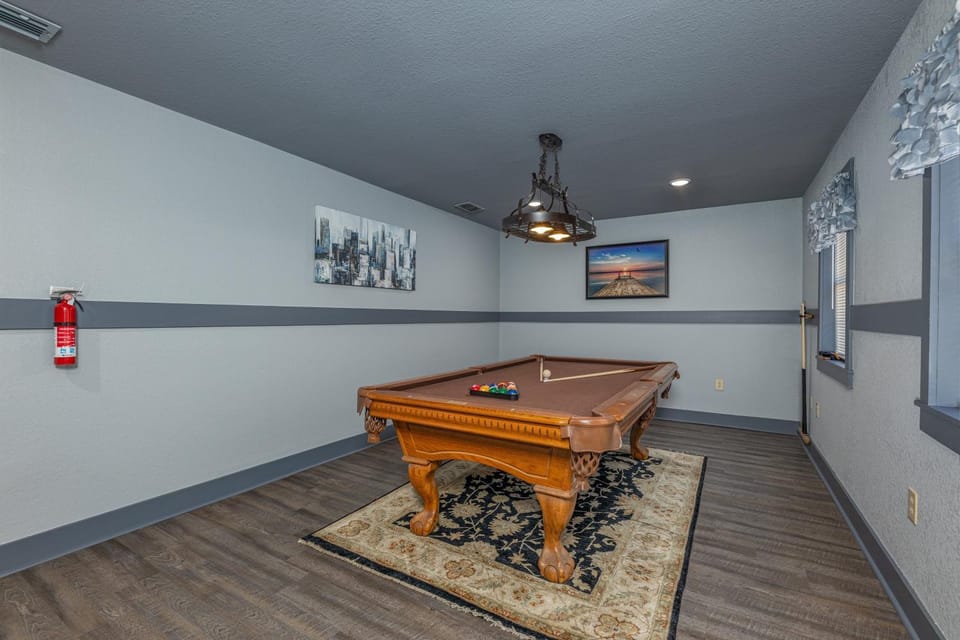Sweet Surrender Cabin with Premier Amenities Cabin in Pigeon Forge