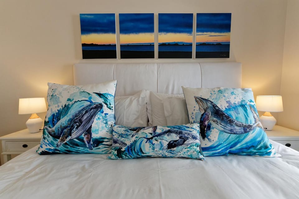 Bed, Decorative detail