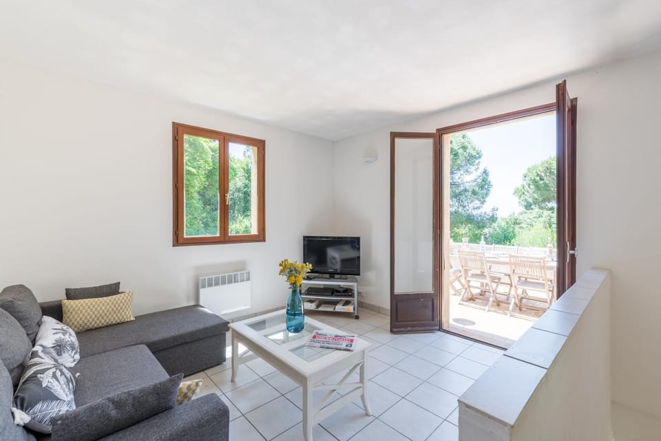 Living room, Other
