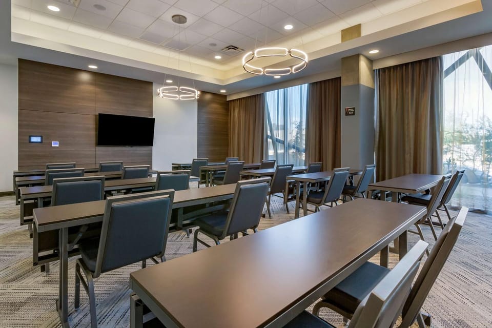 Meeting/conference room
