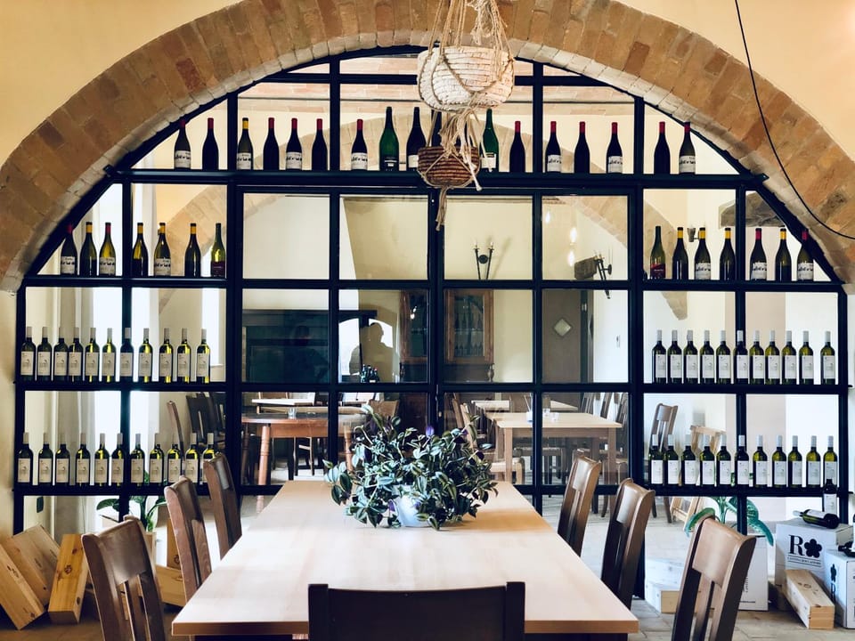 Restaurant/places to eat, Food and drinks