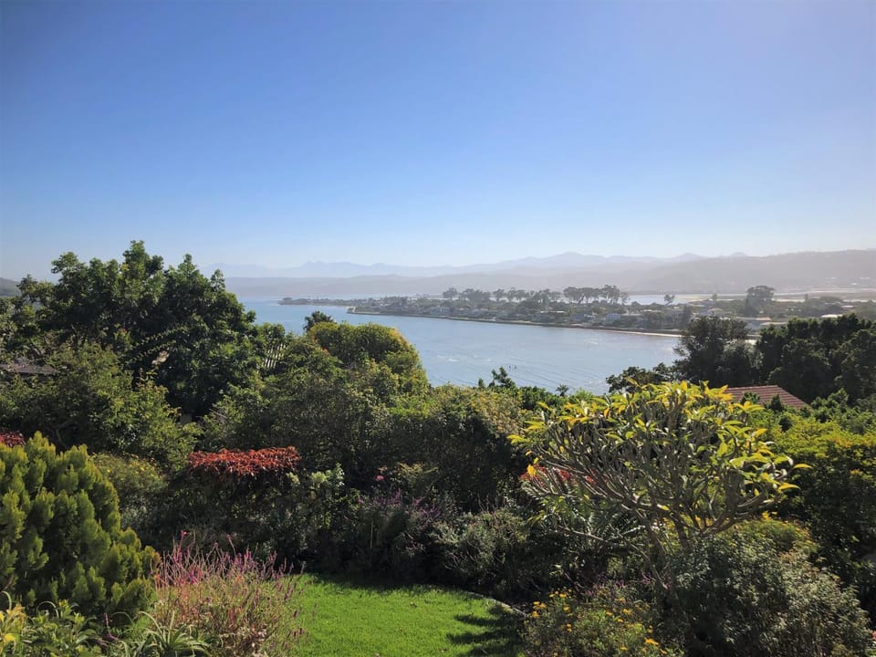 View (from property/room), Garden view, Lake view
