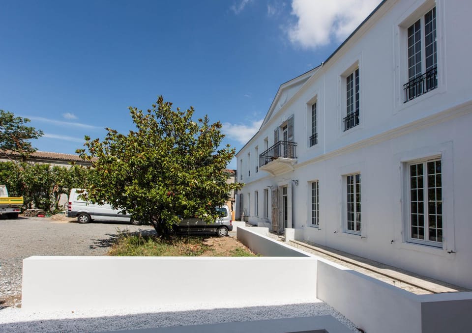Les Apparts de Charly-Superbe duplex dans un hotel particulier, parking privé gratuit Apartment in La Rochelle
