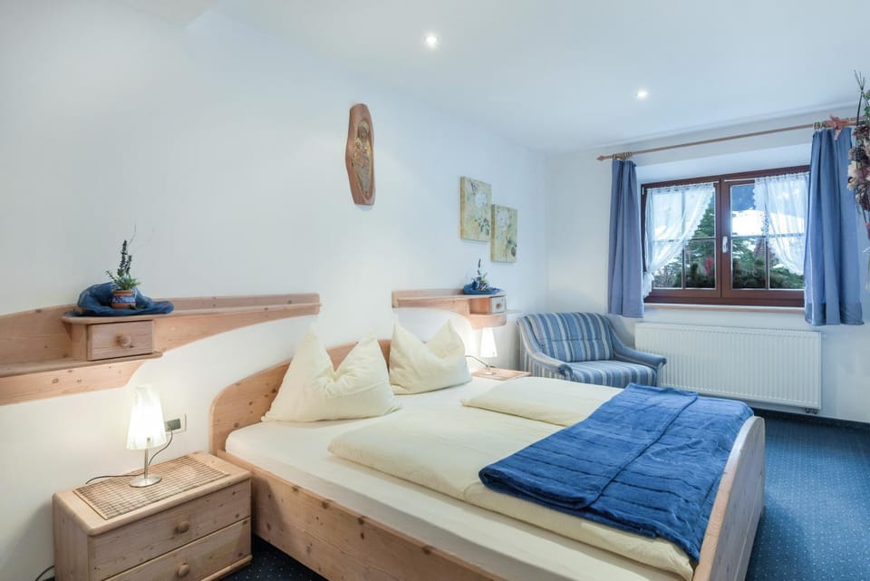 Property building, Living room, Bedroom