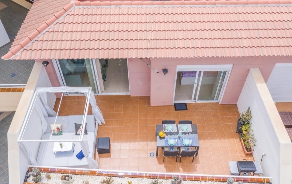 View (from property/room), Balcony/Terrace, Seating area, Dining area