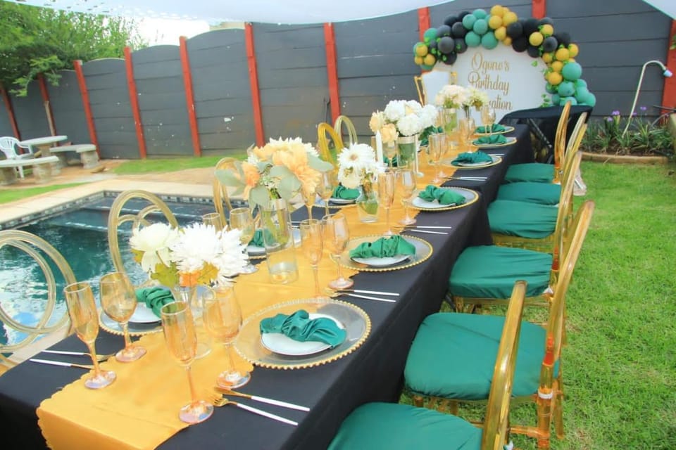 Zabalaza Guesthouse Bed and Breakfast in Roodepoort