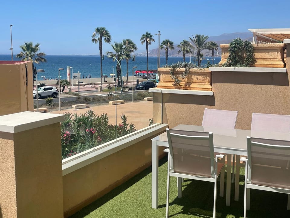View (from property/room), Balcony/Terrace, Sea view