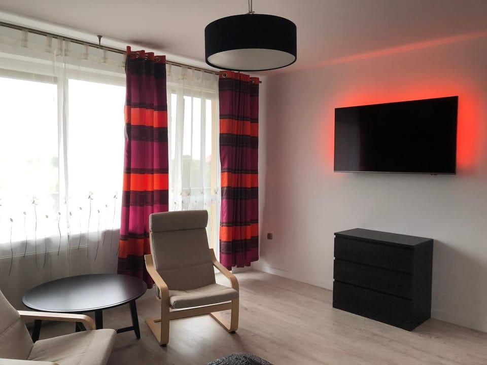 TV and multimedia, Photo of the whole room