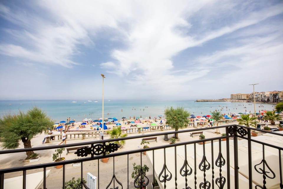 View (from property/room), Balcony/Terrace, Sea view