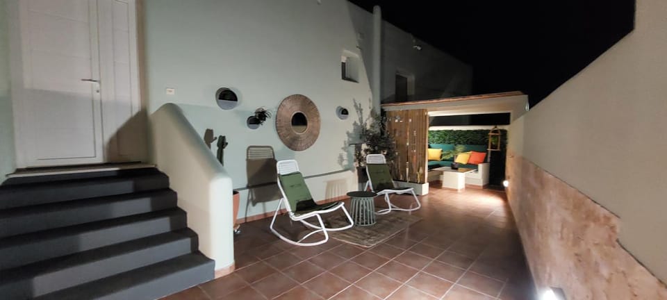 Votrishouse House in Santorini