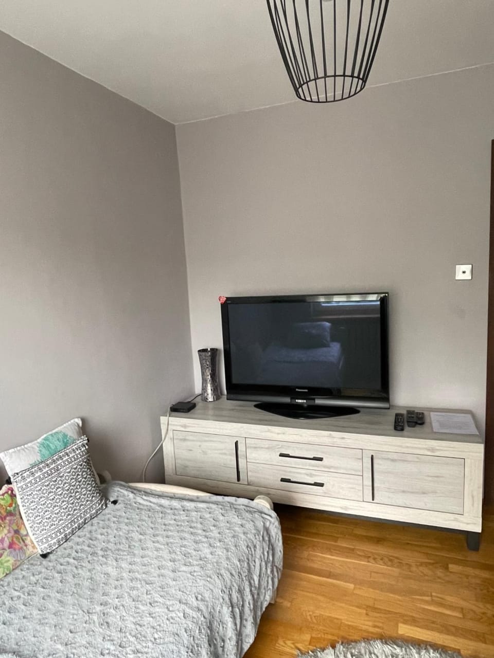 Communal lounge/ TV room, TV and multimedia, Bedroom