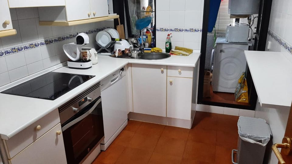 Coffee/tea facilities, Kitchen or kitchenette, dishwasher, minibar, pet friendly, stove, toaster