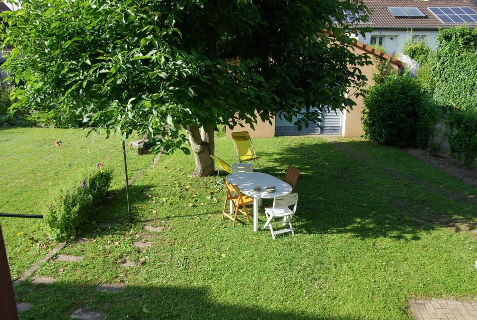 Spring, Day, Natural landscape, Garden, Garden, Garden view, sunbed