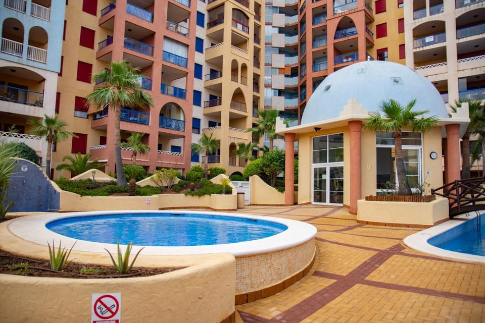 Property building, Swimming pool