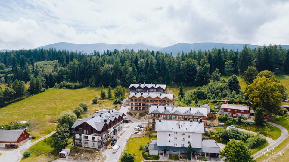 Apartament Silence Karpatia Resort Zelda Apartment in Lower Silesian Voivodeship