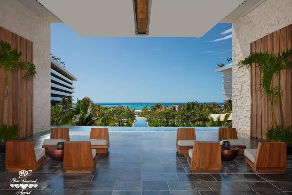 Facade/entrance, Day, Lobby or reception, Sea view