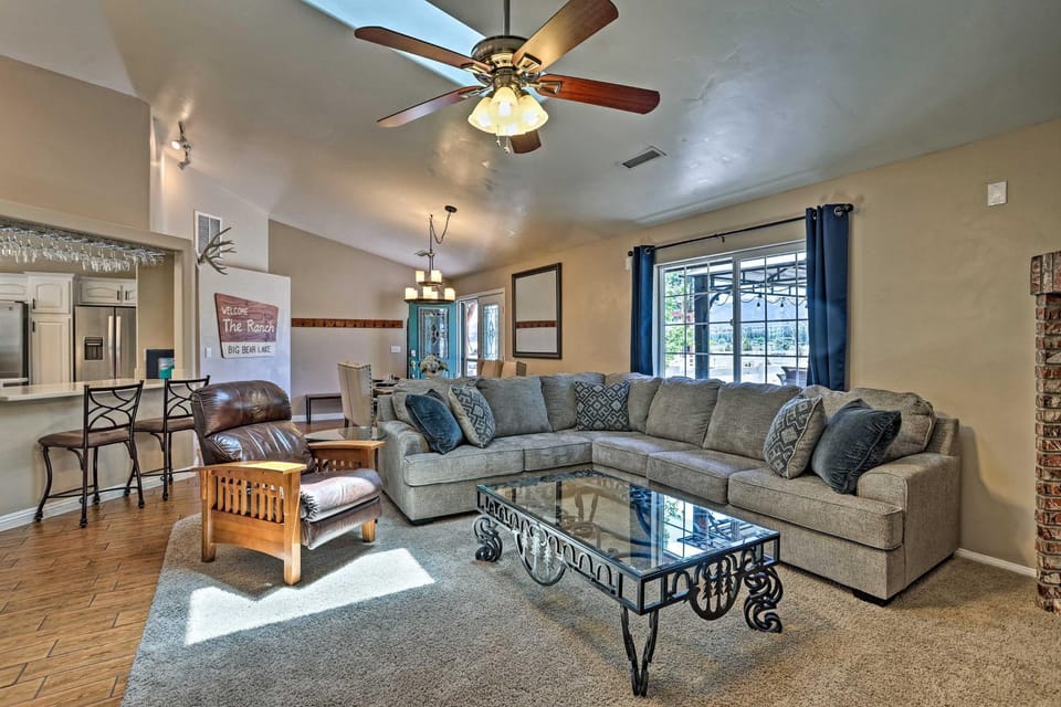 Hot Tub & Mtn Views: Peaceful Big Bear Home! House in Southern California