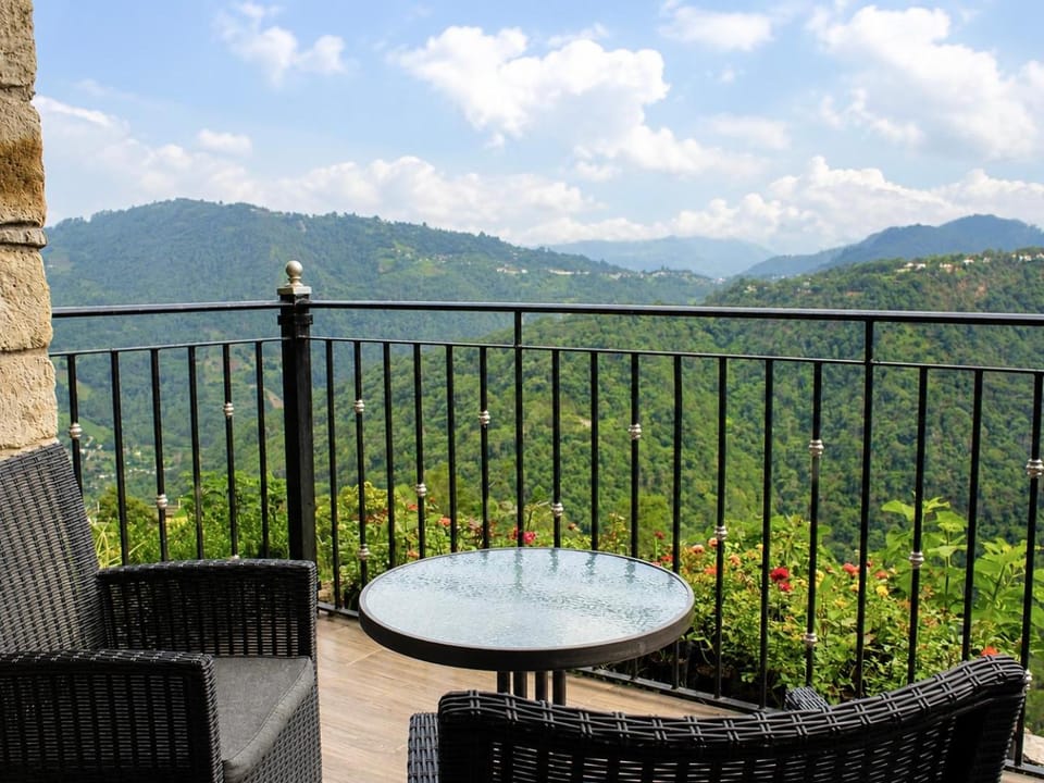 Day, Natural landscape, Balcony/Terrace, Mountain view