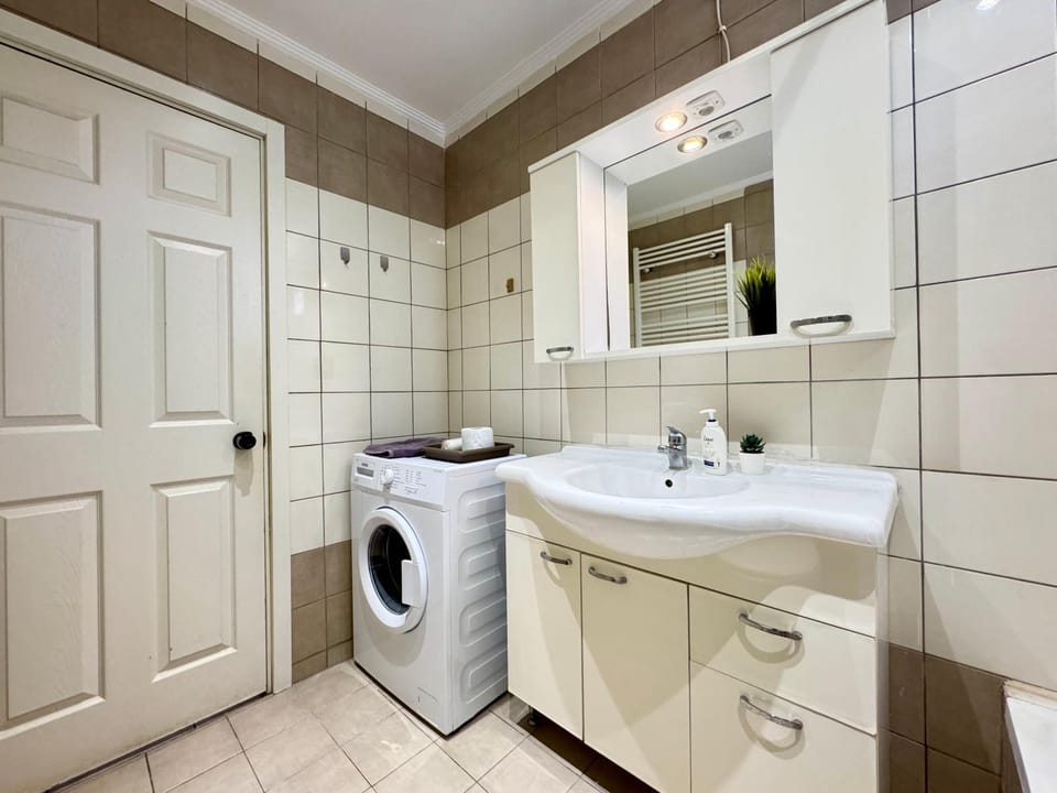 Spacious & Cozy Apartment, with Private Yard, in Kos - El Greco Apartments Apartment in Kos