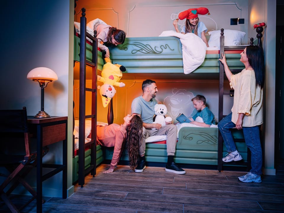 Bed, Bedroom, bunk bed