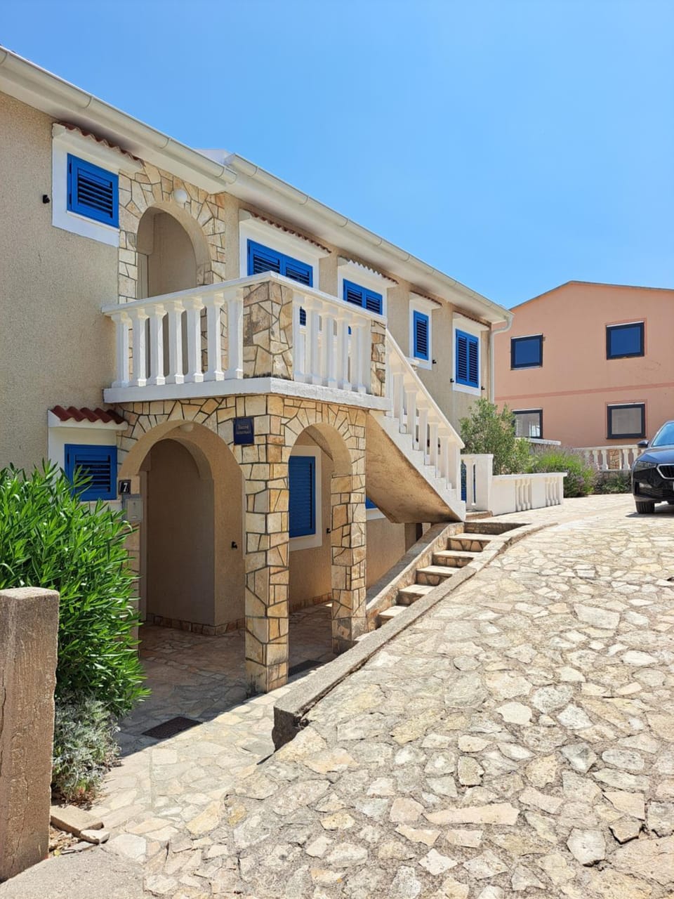 Property building, Parking