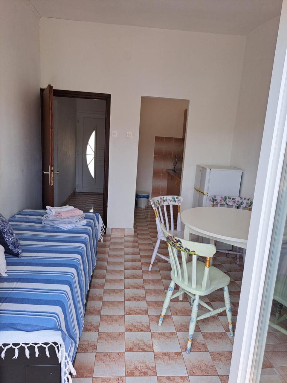 View (from property/room), Living room, kitchen