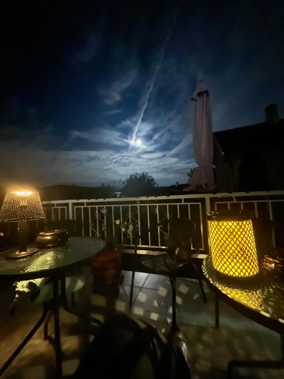 Patio, Night